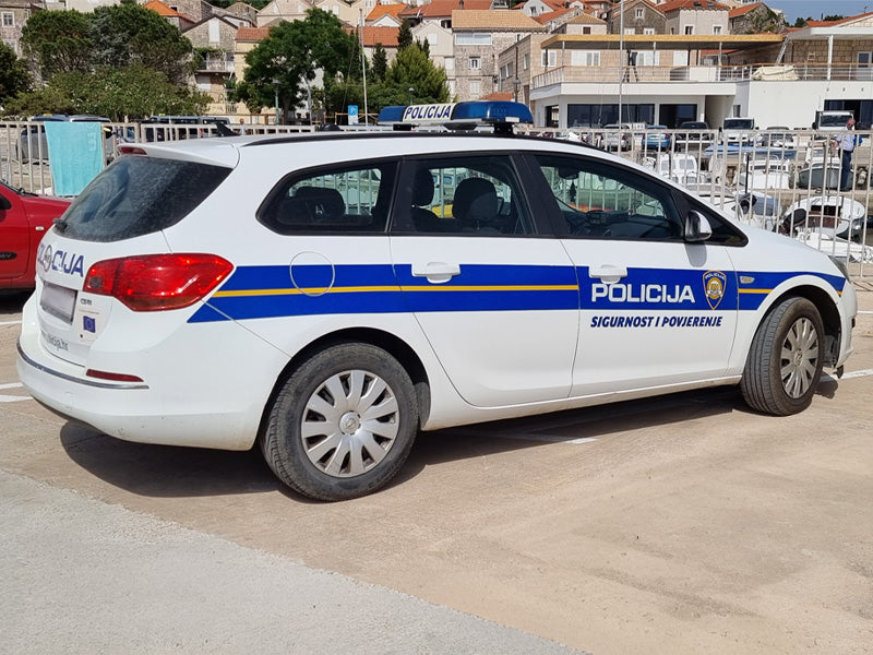Xpress Lightbar on Police Car